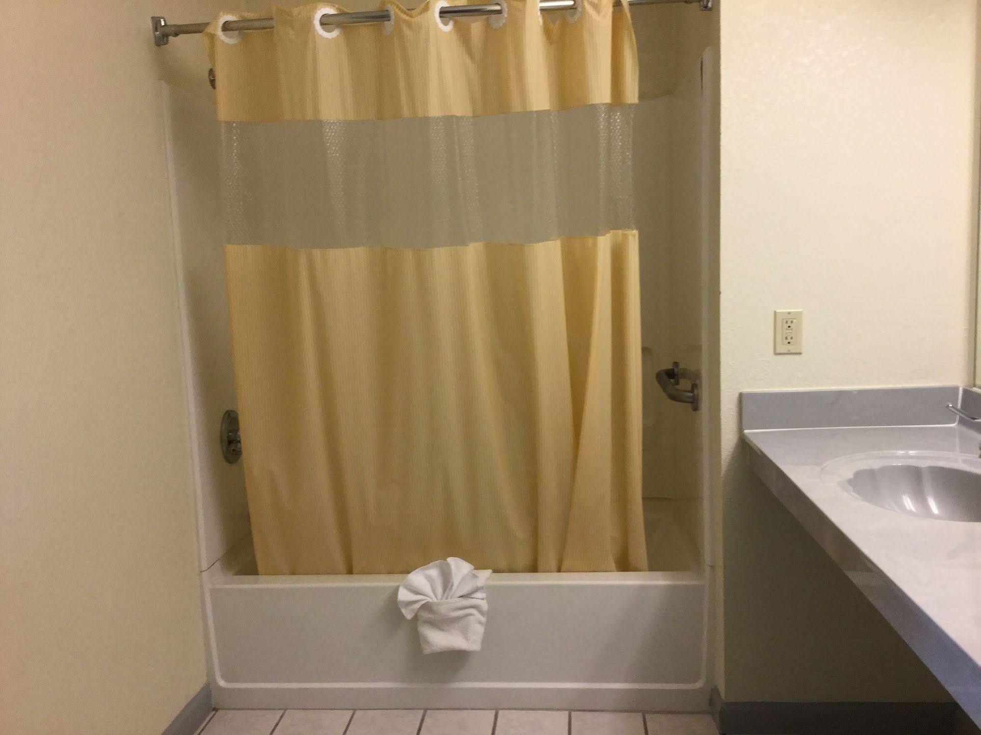 Americas Best Value Inn Cabot Eksteriør bilde